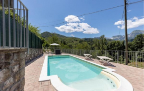 Nice Home In Nicciano With Jacuzzi, Piazza Al Serchio